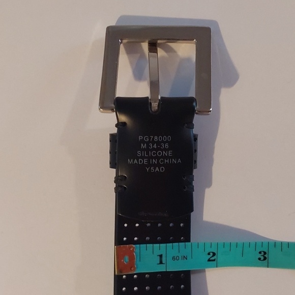 Women's Black Silicone Rubber Edgy MOD Silver Square Buckle Belt New Sz.S/M - Picture 7 of 7